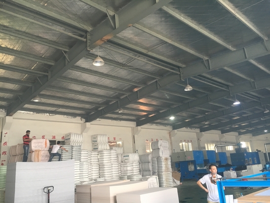 A isolação de Changshu CE/ISO9001 sentiu a linha de produção/a máquina de perfuração não tecida da agulha